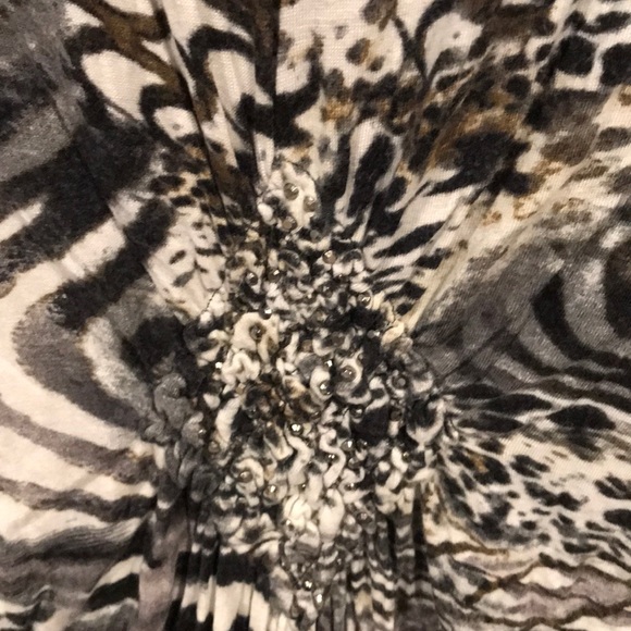 Animal print top - Picture 2 of 5